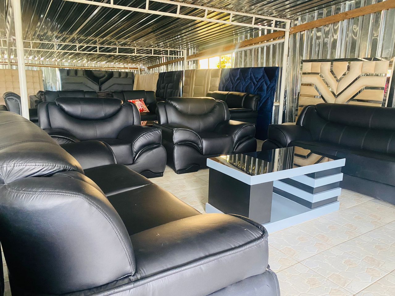 On Trend Clasic Furniture
