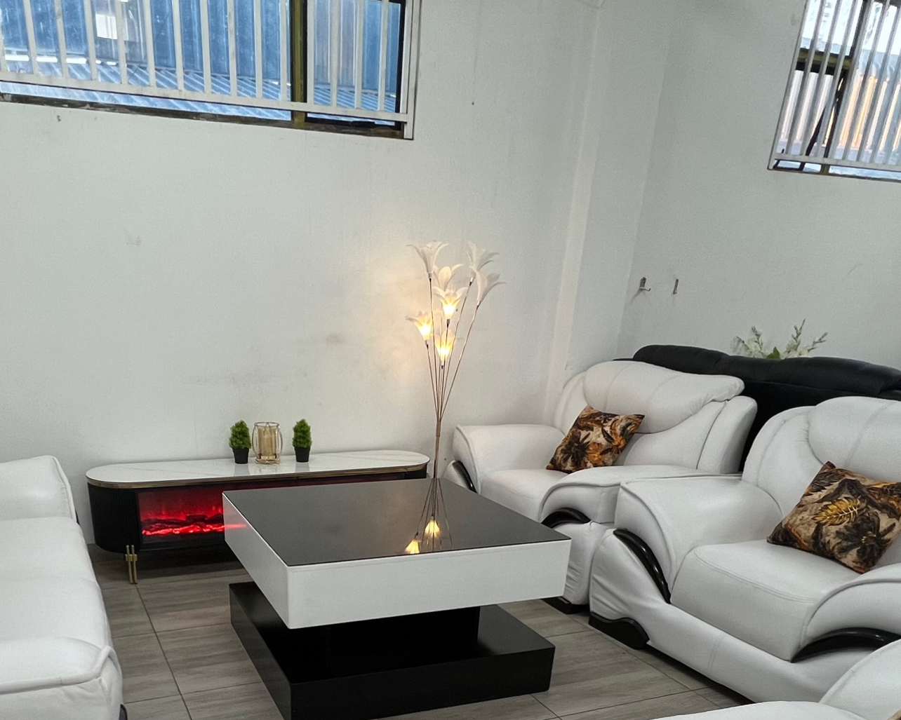 Glide Luxe Sliding Centre Table 