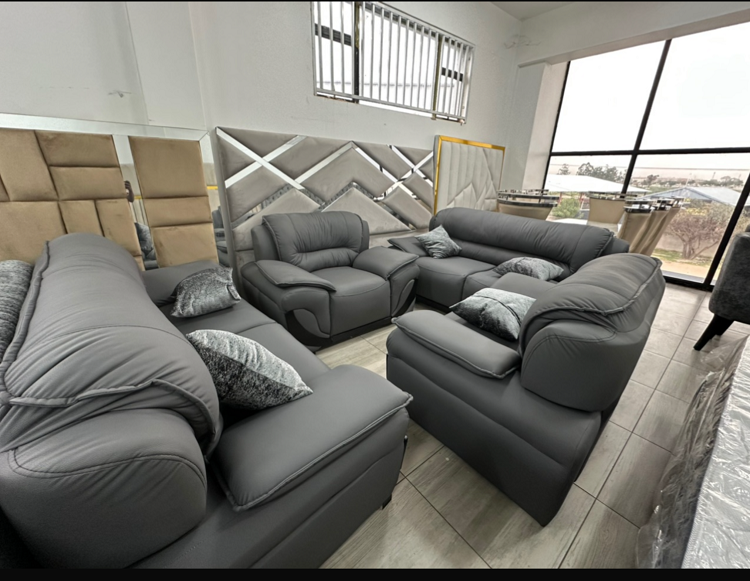Cairo lounge suite